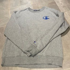 Champion sweatshirt